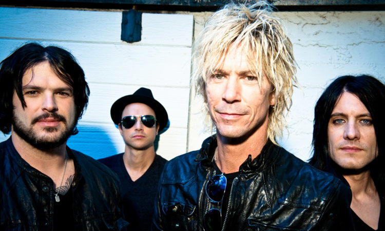 Duff Mckagan, il live video ufficiale di ‘Don’t Look Behind You’