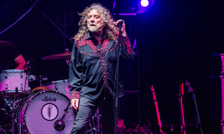 Robert Plant, in concerto al Lucca Summer Festival con Alison Krauss