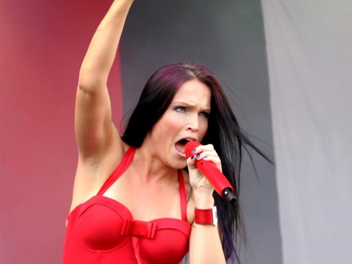 Tarja, il video di ‘Love To Hate’