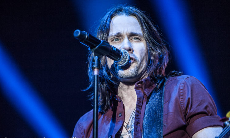 Myles Kennedy, fuori il singolo ‘Nothing More To Gain’