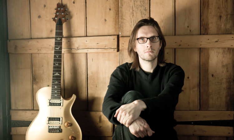 Steven Wilson, il documentario del tour in India con la cover ‘Sign o’ the Times’