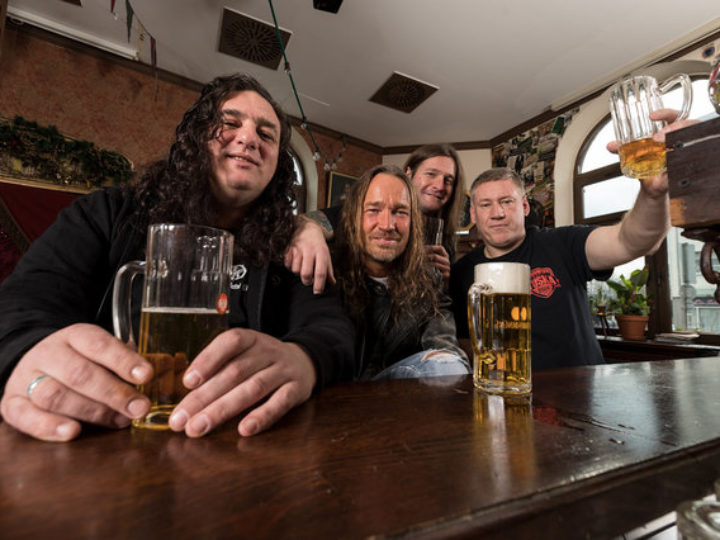 Tankard, il nuovo album ‘One Foot In The Grave’ in uscita il 2 giugno