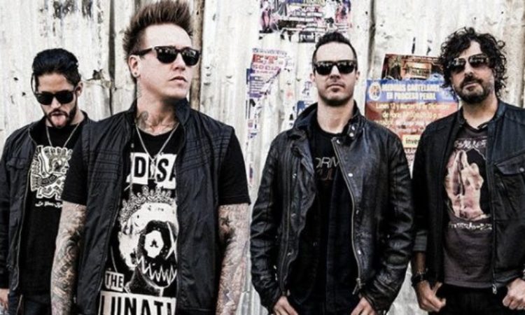 Papa Roach, i dietro-le-quinte e blooper della realizzazione di ‘Crooked Teeth’