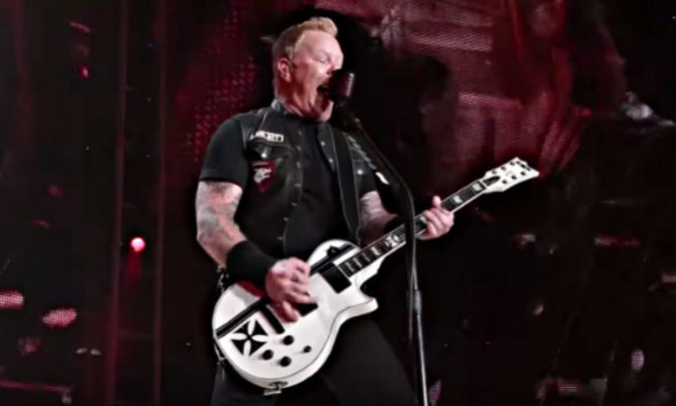 Metallica, l’esecuzione live di ‘Fuel’ a Foxborough