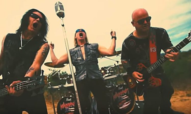 Warrant, il video musicale del brano ‘Louder Harder Faster’