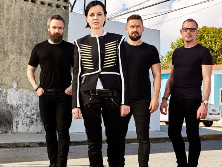 Cranberries, tour annullato per problemi di salute di Dolores O’Riordan