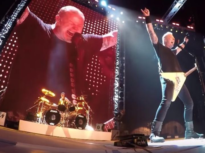 Metallica, il video live dell’esecuzione di ‘Battery’ a Chicago 