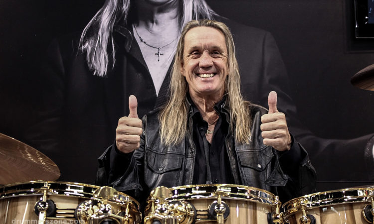 Iron Maiden, Nicko McBrain: “Dare il mio cuore a Dio mi ha cambiato la vita”