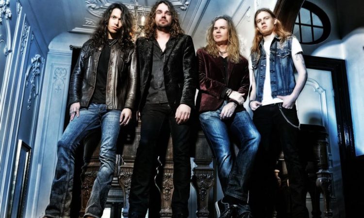 Vandenberg’s MoonKings, video di ‘Tightrope’