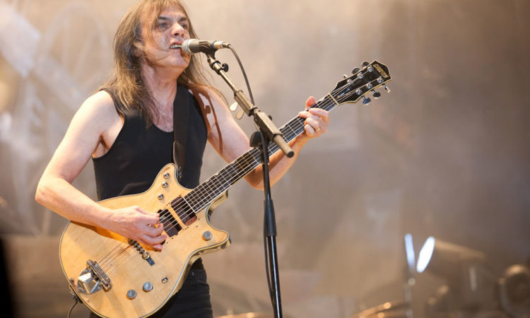 AC/DC, morto Malcolm Young