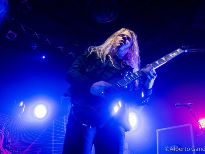 Arch Enemy, Jeff Loomis presenta la nuova chitarra Jackson Pro Series Jeff Loomis Kelly