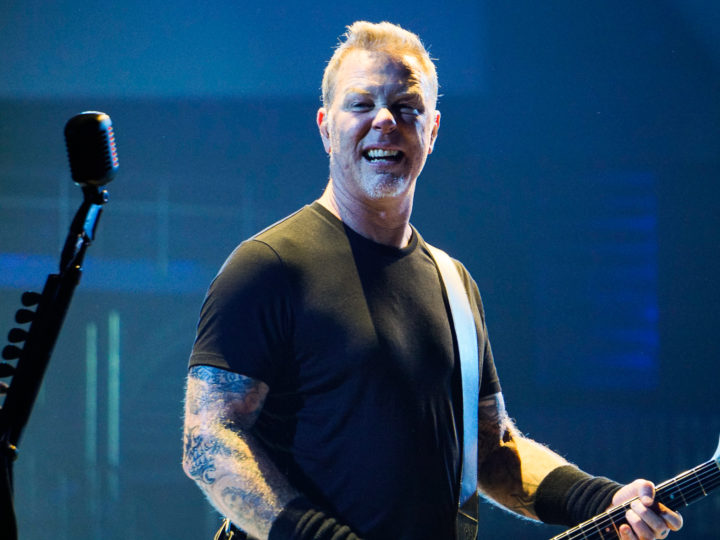 Metallica, il pro-shot video di ‘The Four Horsemen’ allo show acustico di beneficenza di San Francisco