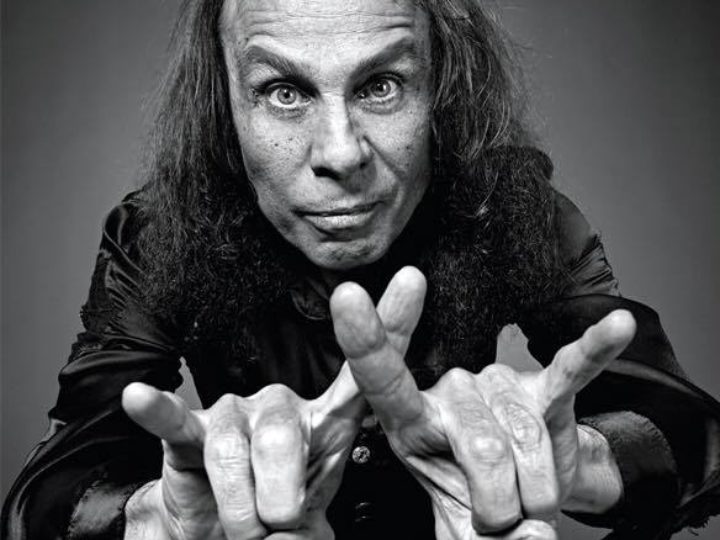 Ronnie James Dio, raccolti  50.000 dollari a favore dello Stand Up and Shout Cancer Fund