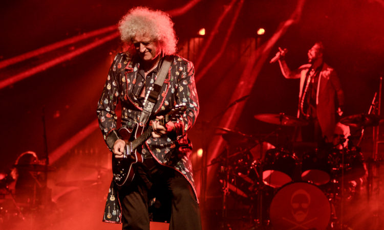 Brian May, apre all’ipotesi di un album strumentale