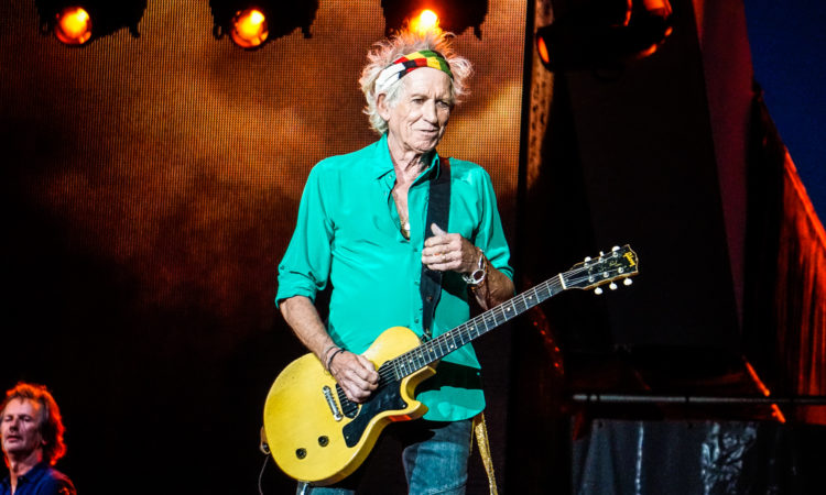 Keith Richards, la ristampa di ‘Talk Is Cheap’ e il video dell’inedito ‘My Babe’