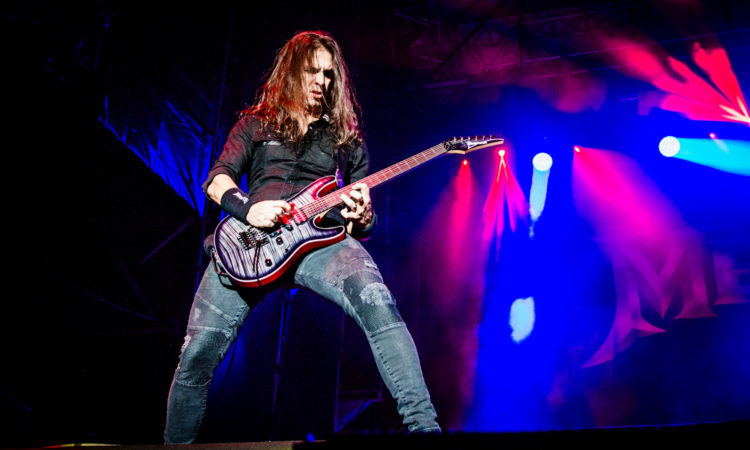 Megadeth, Kiko Loureiro svela il titolo del nuovo disco solista