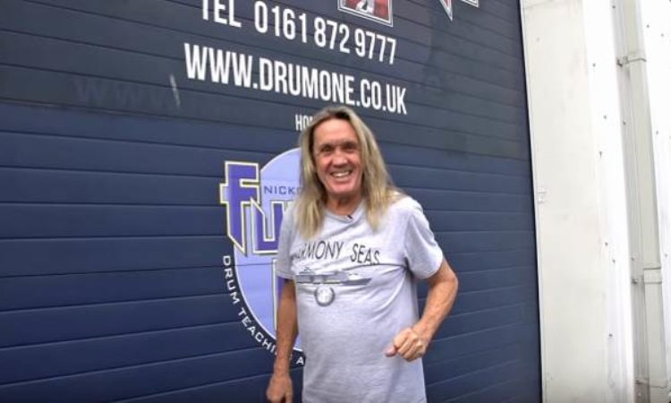 Iron Maiden, il video dello store di Nicko McBrain