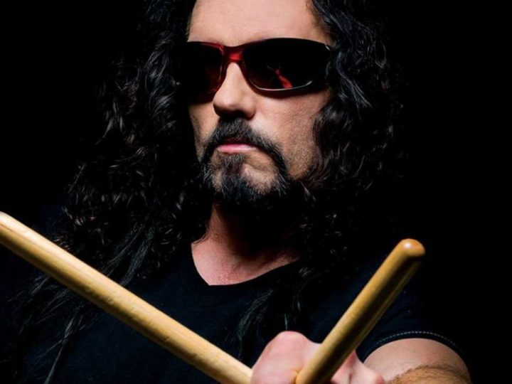 Nick Menza, il trailer dell’autobiografia postuma ‘Megalife’