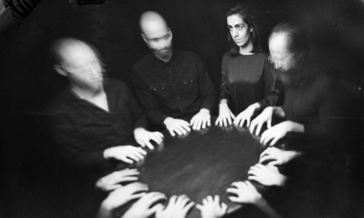 Azusa, il nuovo singolo ‘Fine Lines’ in anteprima su Metal Hammer