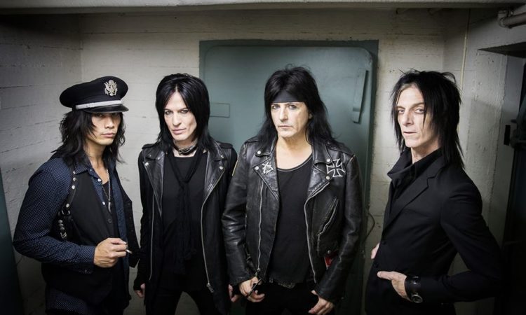 L.A. Guns, l’official audio di ‘Stay Away’