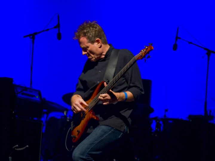 Led Zeppelin,  John Paul Jones suonerà a marzo con due Sonic Youth per una data unica