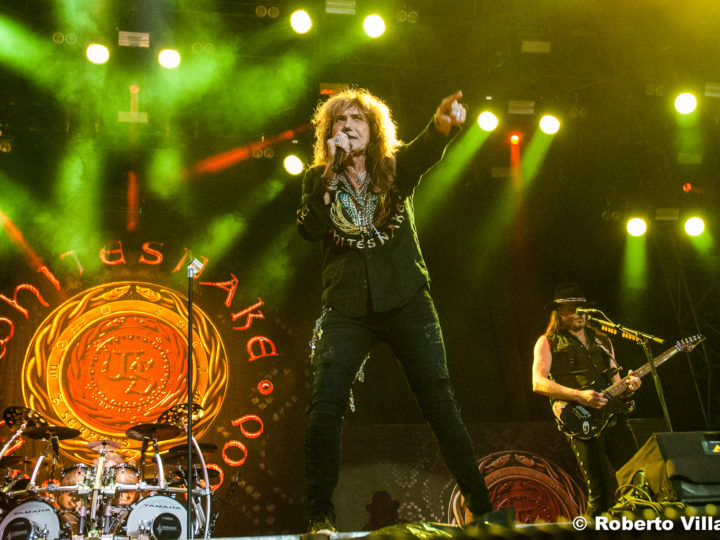 Whitesnake, David Coverdale augura Buon Natale ai suoi fan