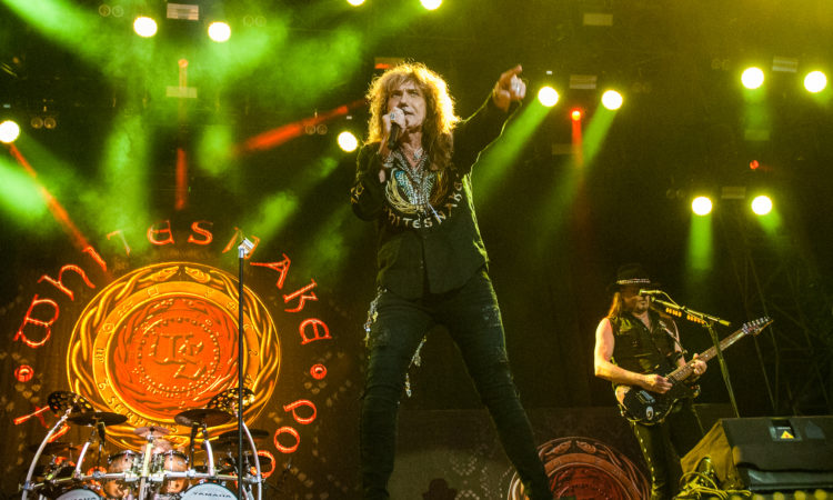 Whitesnake, David Coverdale augura Buon Natale ai suoi fan