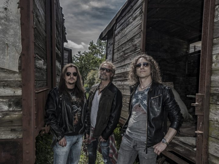 Bullring, aperti i pre-ordini del debut album ‘Break Down The Gate’