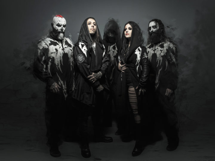 Lacuna Coil, sulla copertina di Batman N°68 della DC Comics