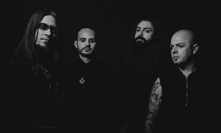 Shadowthrone, la cover di ‘Ancient Queen’ degli Emperor