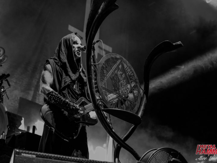 Behemoth, video live di ‘A Forest’ con Niklas Kvarforth