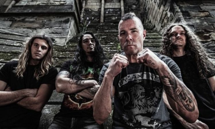 Annihilator, Jeff Water contro chi ignora le disposizioni per contenere la pandemia di Covid-19: ‘Vergognatevi!!! Sto scrivendo una canzone su questo!!!”