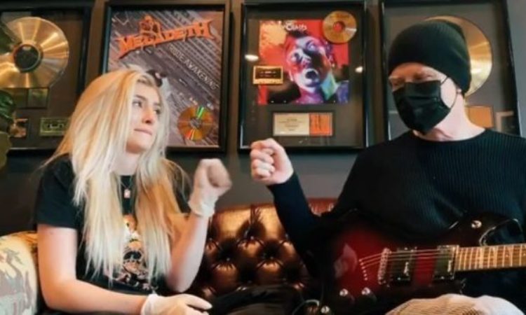 Megadeth, Dave Mustaine e la figlia Electra eseguono la cover di ‘Come Together’ dei Beatles