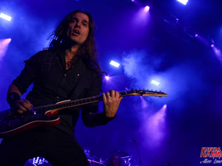 Megadeth, Kiko Loureiro prolunga la sua assenza dai tour della band