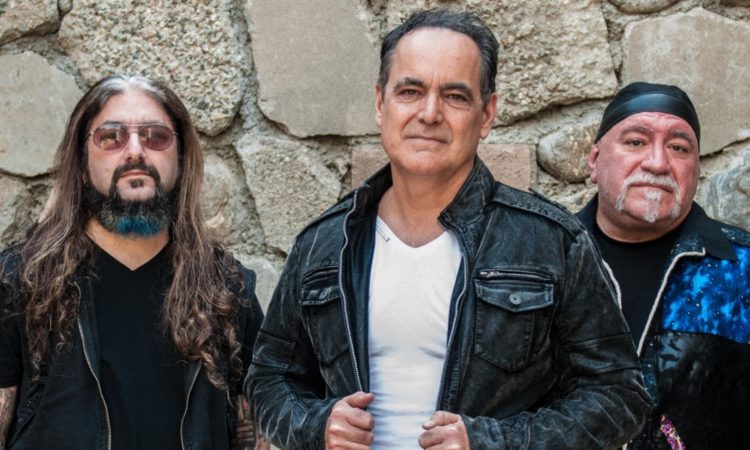 Neal Morse, Mike Portnoy e Randy George, ascolta la cover di ‘Baker Street’