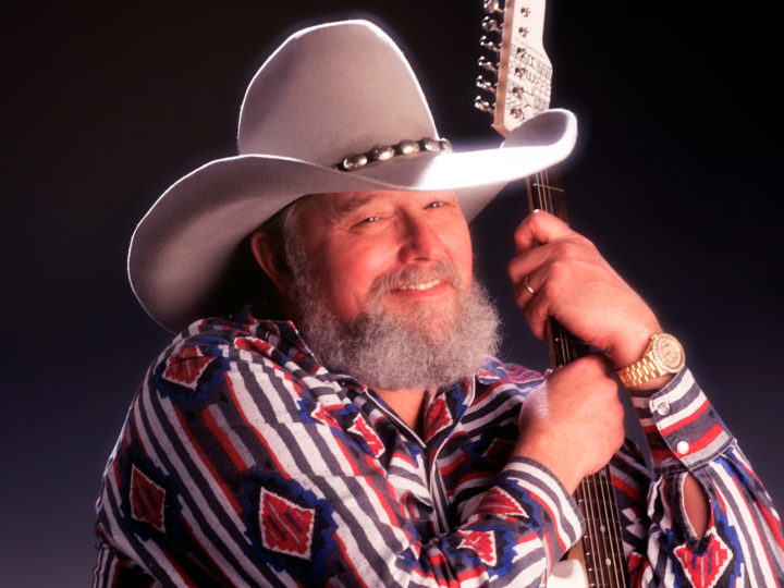 È morto Charlie Daniels, celebre per ‘The Devil Went Down To Georgia’