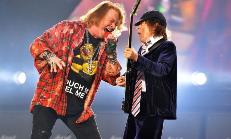 AC/DC, guarda tutto il concerto di Philadelphia con Axl Rose alla voce