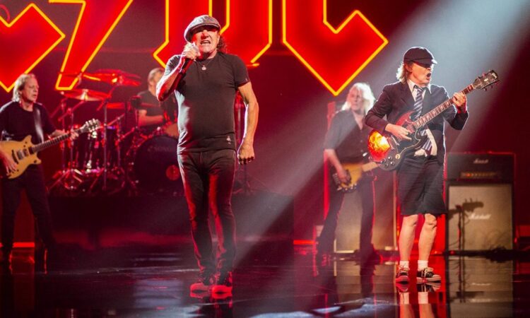 AC/DC, scatti rubati dal set di un nuovo video?