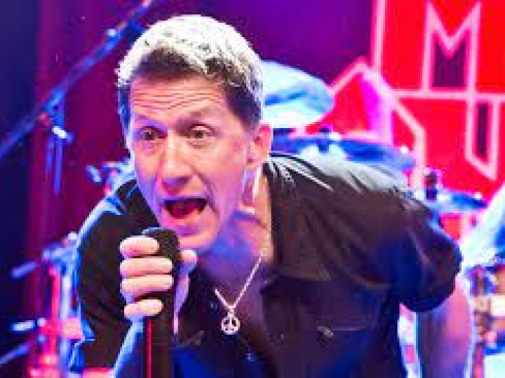 Metal Church, Mike Howe si tratta di suicidio