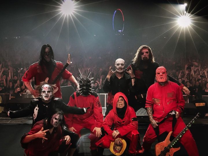 Slipknot, al Knotfest Iowa tributo a Joey e Paul