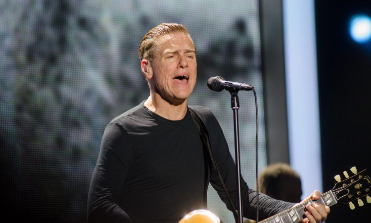 Bryan Adams, riprogrammati i concerti italiani