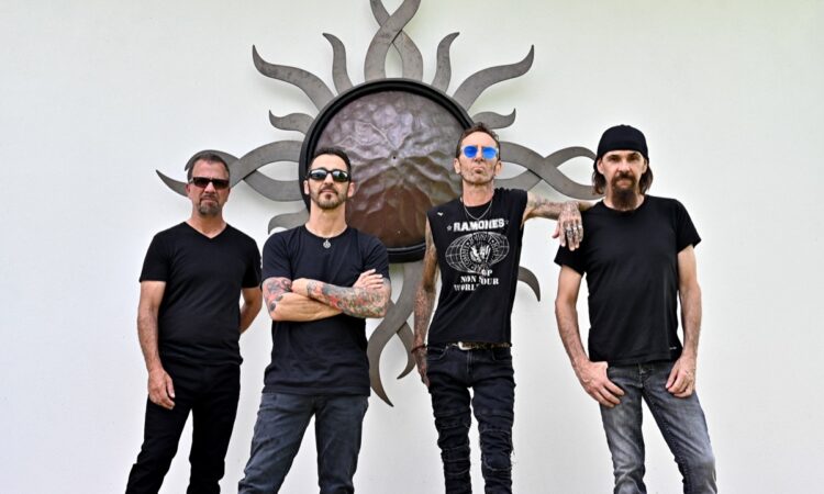 Godsmack, annunciano il nuovo album “Lighting Up The Sky”