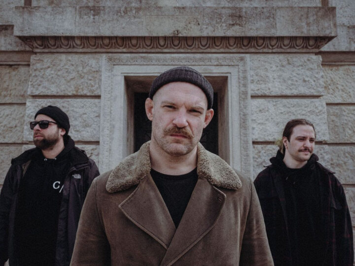 The Devil’s Trade, fuori il video di  “Flashing Through the Lack of Light”