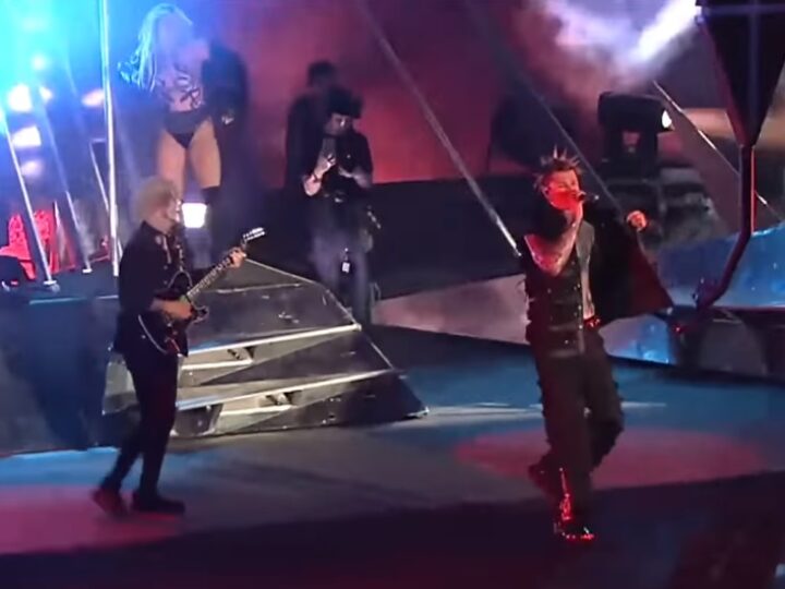 Motley Crue, Machine Gun Kelly con loro sul palco dell’Hellfest