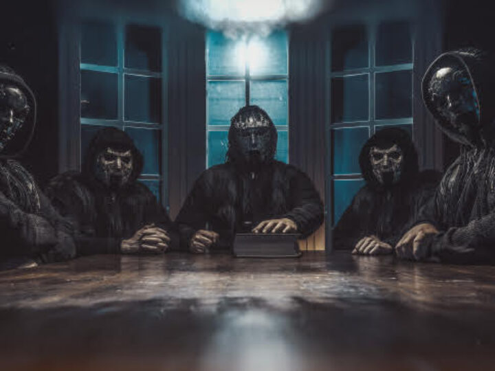 Voidfallen, pubblicato il video del singolo  ‘Tread With The Ghosts’