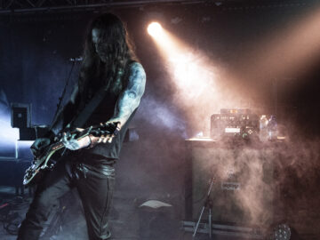 Enslaved + Svalbard + Wayfarer @ Legend Club, Milano, 16 marzo 2024