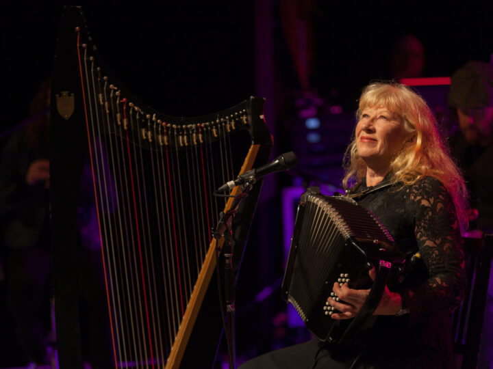 Loreena McKennitt, sei show italiani a luglio e un album dal vivo in uscita a giugno