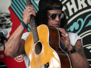 Slash Acoustic @ Amoeba Music, Hollywood (CA) – 29 maggio 2024