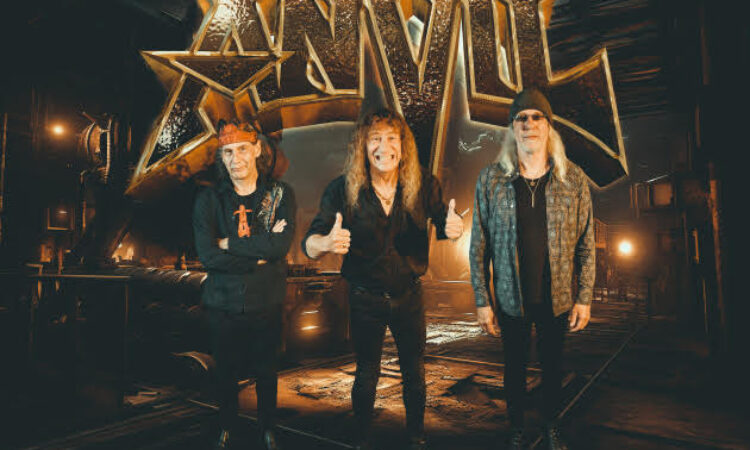 Anvil, fuori il nuovo singolo ‘World Of Fools’