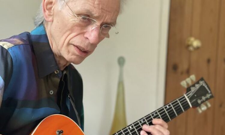 Steve Howe, in uscita a settembre l’album solista ‘Guitarscape’